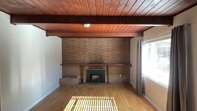 Photo - Pleasant HIll, Beautiful 3 bedroom 1 bath ...