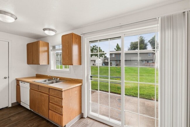Evergreen Townhouses