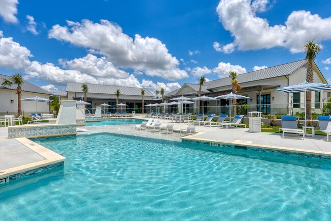Building Photo - Tacara at Dove Creek Rental