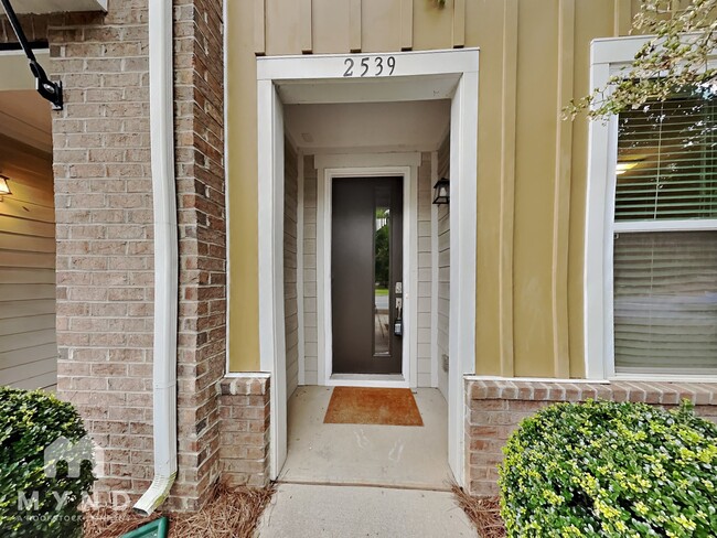 Photo - 2539 Statesville Ave Townhome