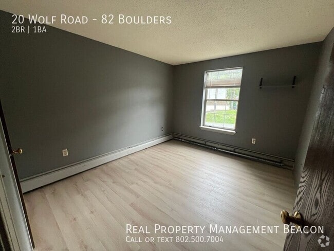 Building Photo - 20 Wolf Rd Rental
