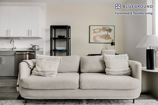 Photo - 2340 N California Ave Unit SI FL4-ID1378