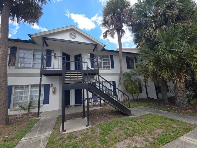 Building Photo - 2 Bedroom 2 Bath Winter Park Condo for Rent, Near Full Sail & UCF!