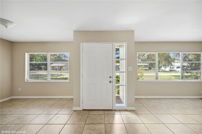 Photo - Well Kept Home in Madison Park - SUBLEASE