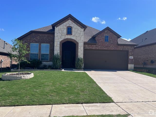 Building Photo - 2909 Llano Dr Rental