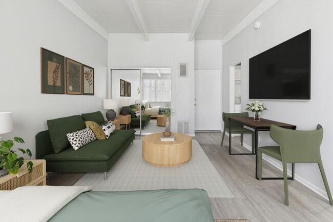 Photo - Royal Sepulveda Apartment Homes