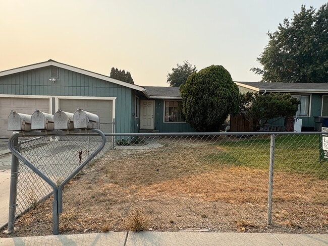 Photo - 603 Lincoln St