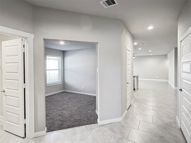 Photo - 29735 Cayenne Cir