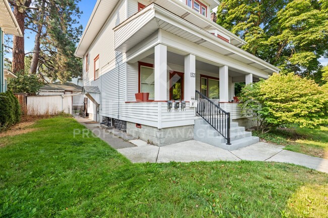 Photo - 1321 W 11th Ave Unit 1321 W 11th Ave #3