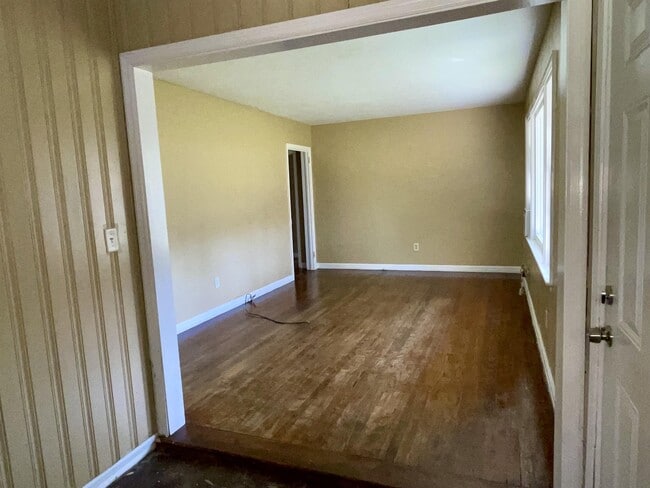 Photo - 1715 Gillespie Ave