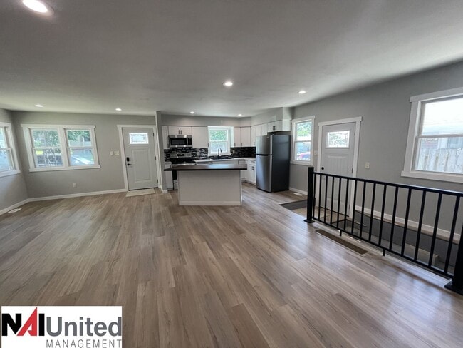 Photo - 2811 S Lemon St
