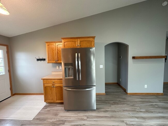 Photo - 3 Bedroom, 2 Bathroom Home in West Fargo -...