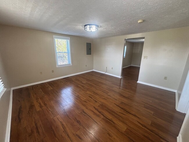 Photo - Radford, 2 BR / 1 BA, Available Now