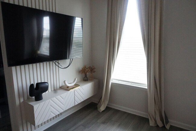 Photo - 9715 Summerton Dr