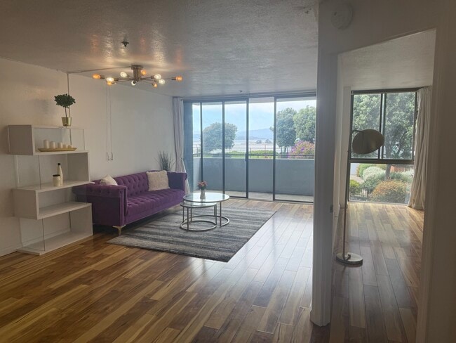 Photo - 555 Pierce St Unidad 226