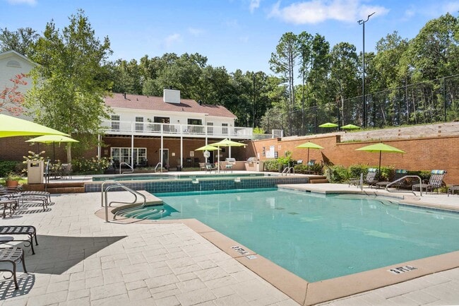 Belmont Crossing Apartment Homes