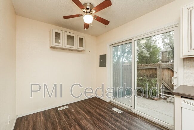 Building Photo - 2112 Boston Terrace Rental