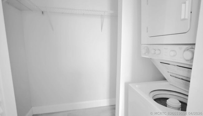 115 SW 1st Ave Unit 7