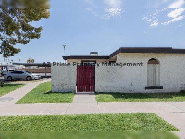 Photo - 720 S Dobson Rd