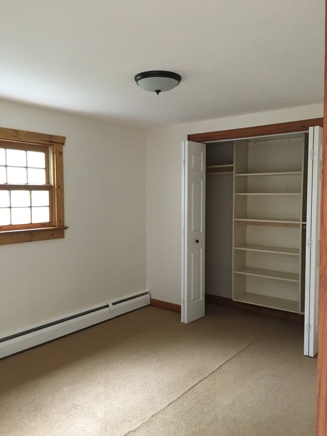 74 Gainsborg Ave E Unit ItsFunToLiveInHarrison