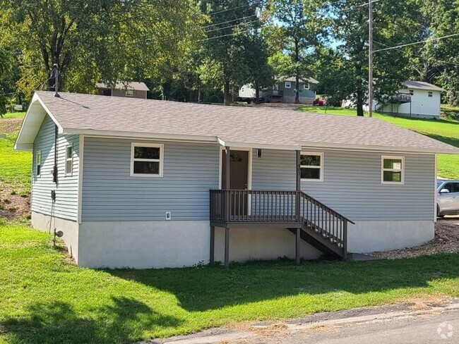 Building Photo - Charming 3BR, 1.5BA Rental in Anderson, MO...