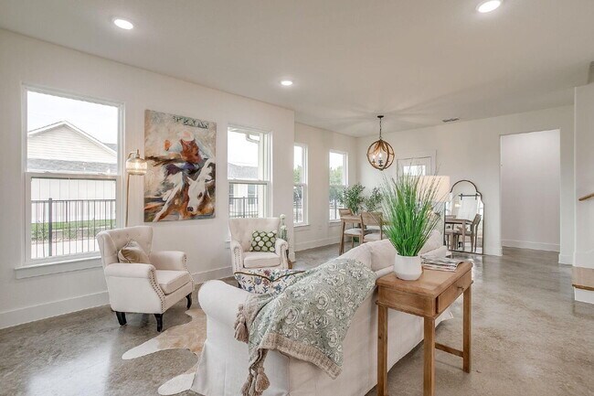 Photo - New 3 Bedroom Home in The Residences at Cardinal Woods in Granbury!