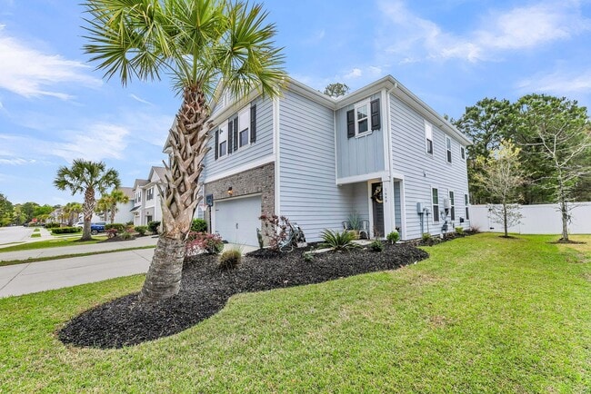 Photo - Beautiful 4BR/2.5BA Home in Highly Desirable Park West