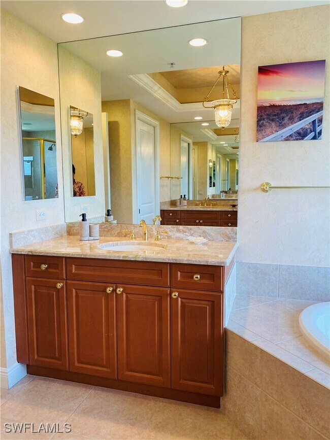 Building Photo - 23850 Via Italia Cir Unit 605