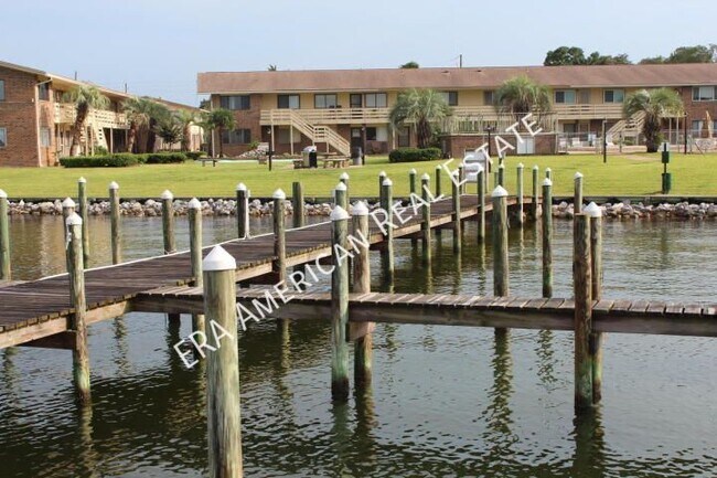 Building Photo - 726 Eglin Pkwy NE Unit 12A