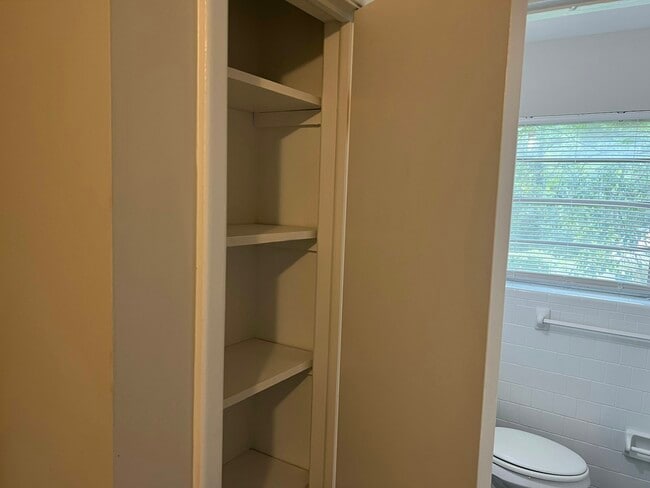 1472 Tulip Pl