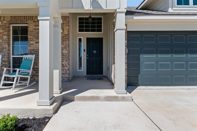 Photo - 121 Lazy Lizzy Rd