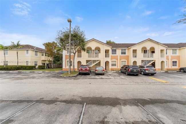 Photo - 1651 SE 28th Ct Unit 201