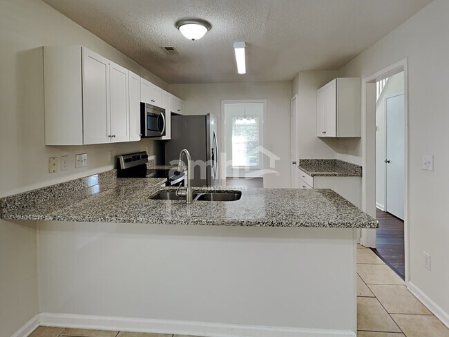 Photo - 8616 Warwick Crest Ln