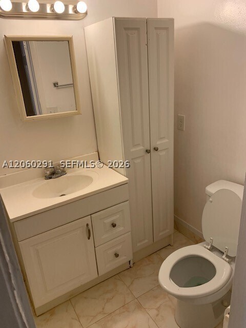Photo - 19080 NE 3rd Ct Unit 306