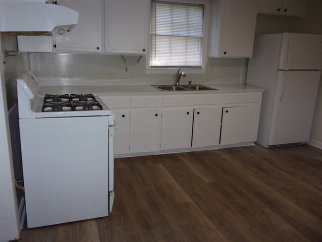 Photo - 2 Bedroom 1 Bath Home off Ebenezer Road