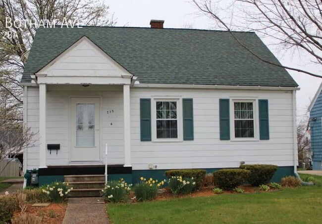 Building Photo - 715 Botham Ave