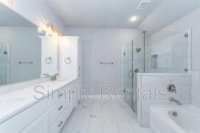 Photo - 5007 Peacock Ln