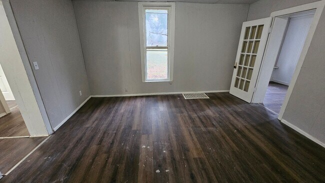 Photo - 258 W 3rd St Unit 258 W Third St C