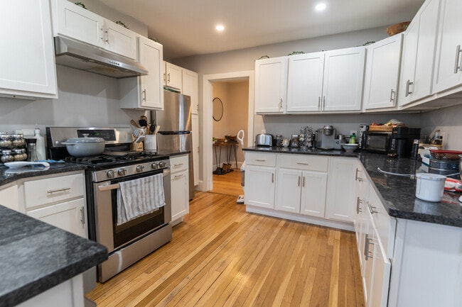 Photo - 39 Trapelo St