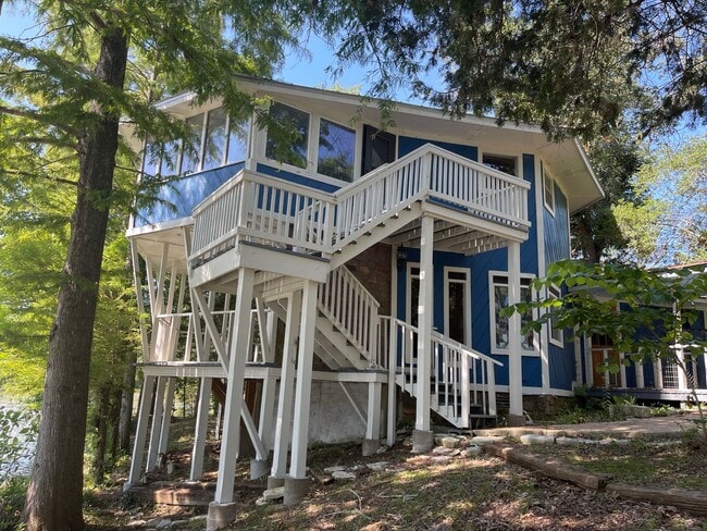 Building Photo - College Station - Lake Front Property - 3 bedroom / 1.5 bath - 2 story Home