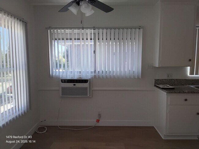 238 3/4 Rexford Dr Unit 3
