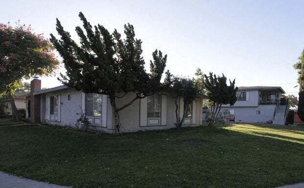 3426 W Canoga Pl