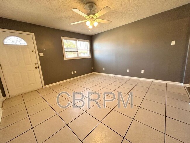 Photo - 5533 34th St