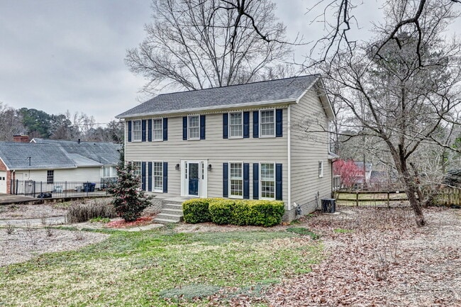 Photo - 4843 McPherson Dr NE