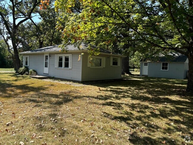 Building Photo - 23622 S Ashland Ave Rental