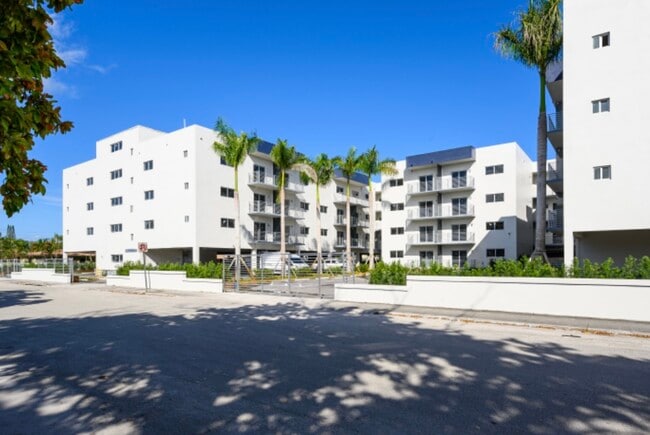Photo - Prestige Biscayne