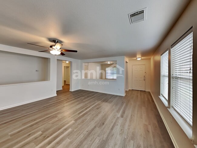 Photo - 9626 Eaglewood Glen Trl