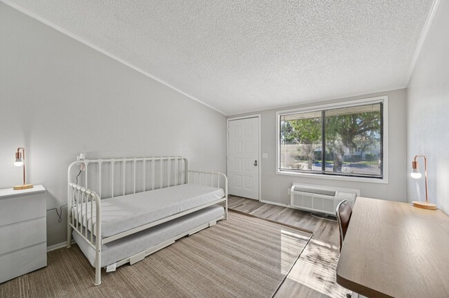 Clubside Apartment Homes