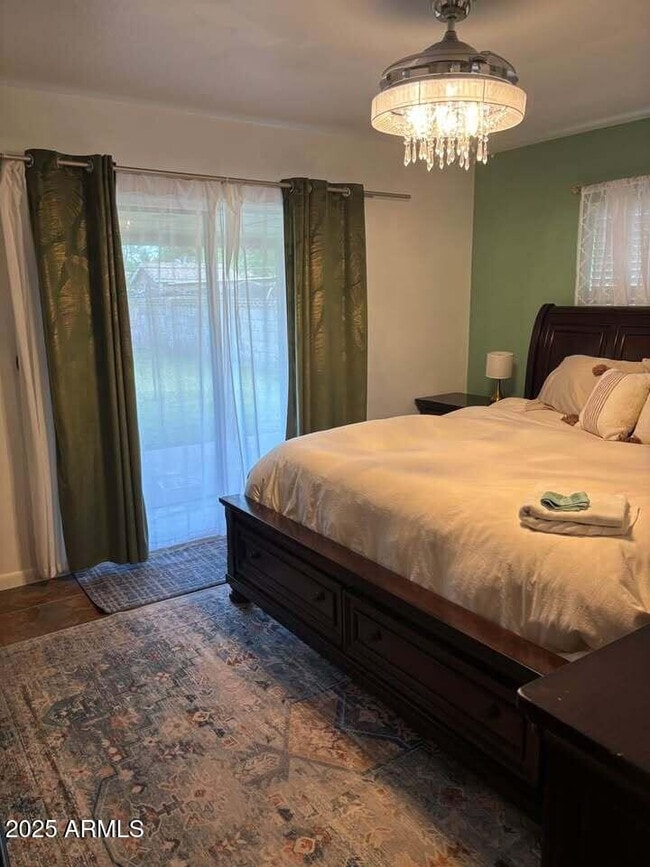 Photo - 4105 E Lewis Ave