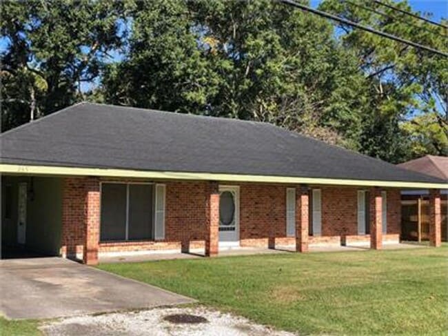 3-bedroom, 2-bathroom home in Houma - 3-bedroom, 2-bathroom home in Houma
